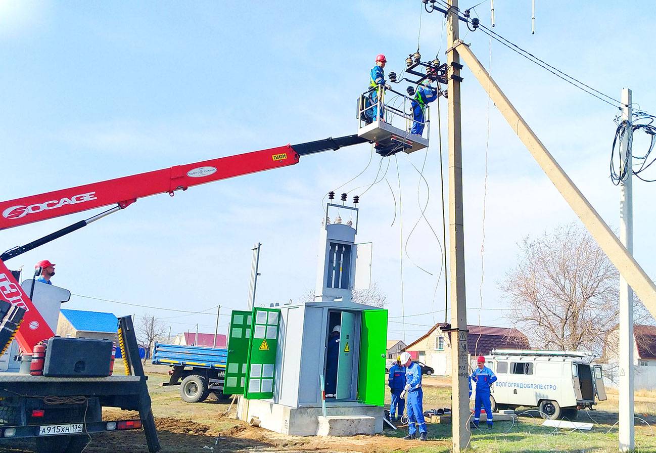  В городе Дубовке по программе капитального ремонта специалисты АО «Волгоградоблэлектро» отремонтируют   более 2,7 километров линий электропередачи
