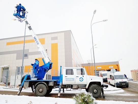 Специалисты АО «Волгоградоблэлектро» восстановили наружное освещение ГУЗ «Городская клиническая больница скорой медицинской помощи № 25» в городе Волгограде